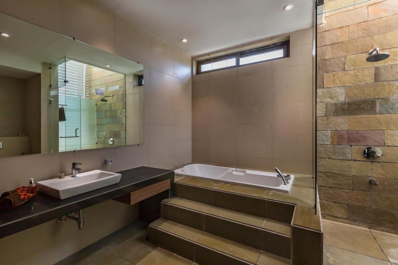 Saffronstays Aspen, Lonavala - Luxury Pool Villa With Games And Tv Room Near Bhushi Dam Luaran gambar