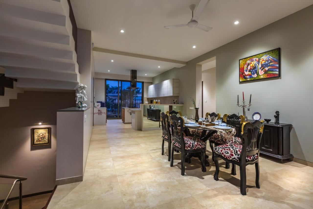 Saffronstays Aspen, Lonavala - Luxury Pool Villa With Games And Tv Room Near Bhushi Dam Luaran gambar
